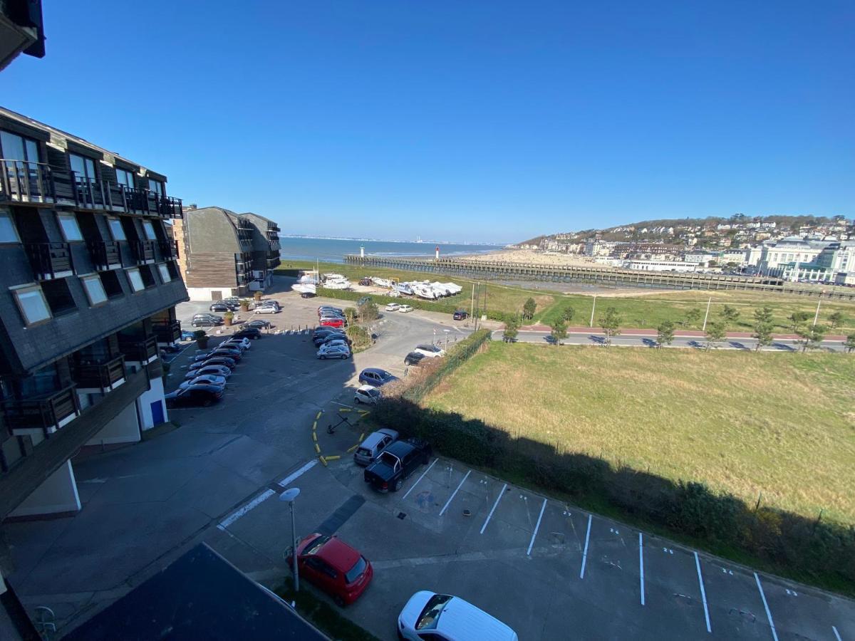 Marina De Deauville Place-Inn 外观 照片